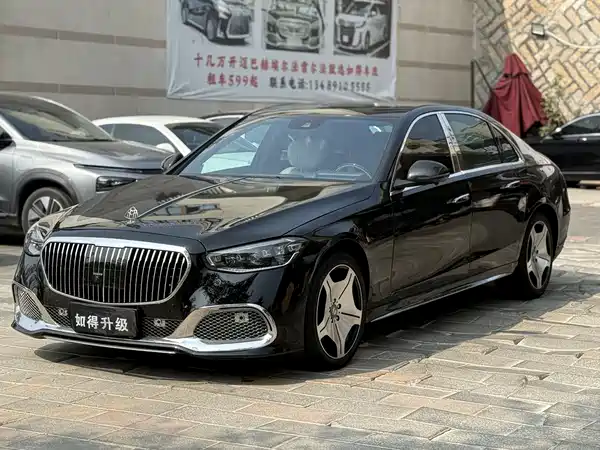 Mercedes-Benz S-Class 2012
