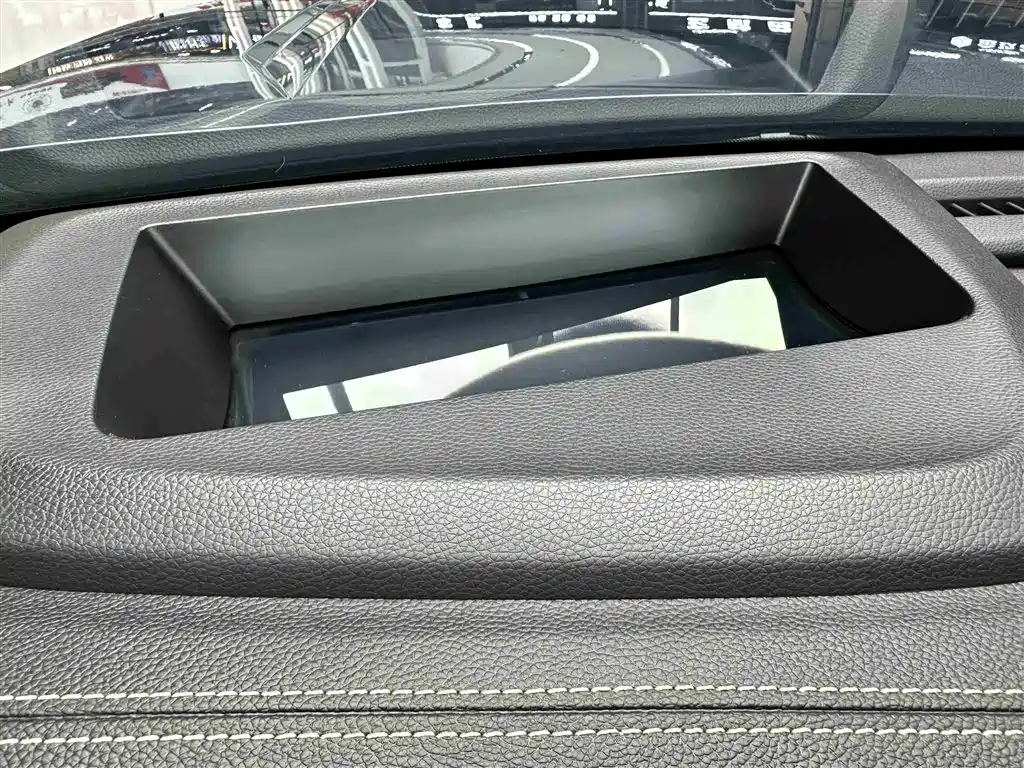 GAC Motor Trumpchi GS8 2022 — фото 16