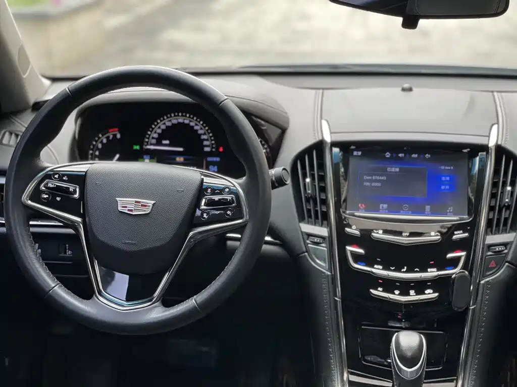 Cadillac ATS-L 2017 — фото 11