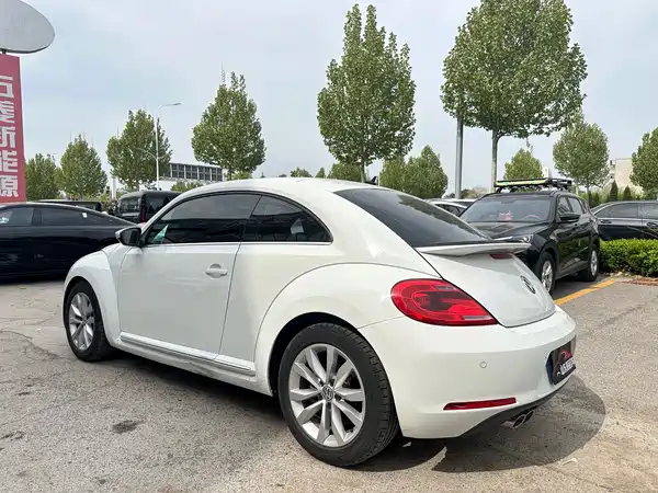 Volkswagen Beetle 2015