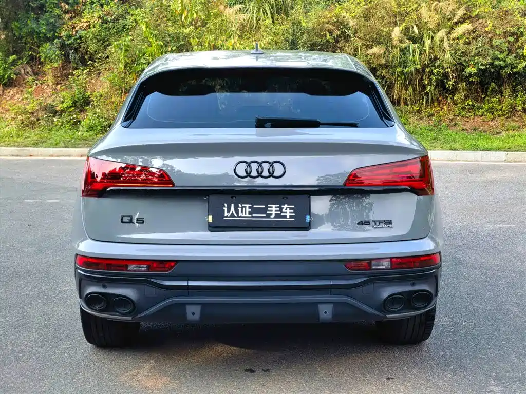 Audi Q5L Sportback 2022 — фото 6