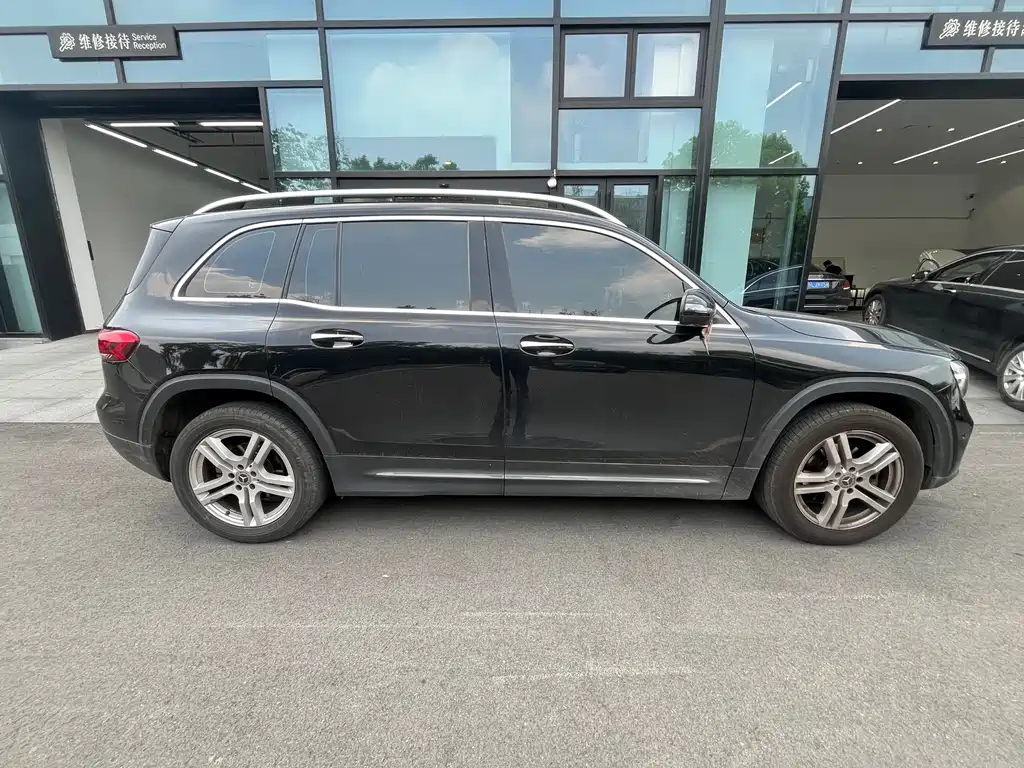 Mercedes-Benz GLB 2021 — фото 5