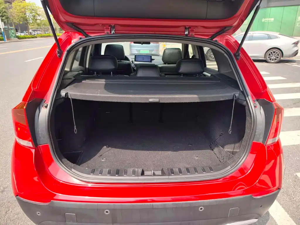 BMW X1 2012 — фото 10
