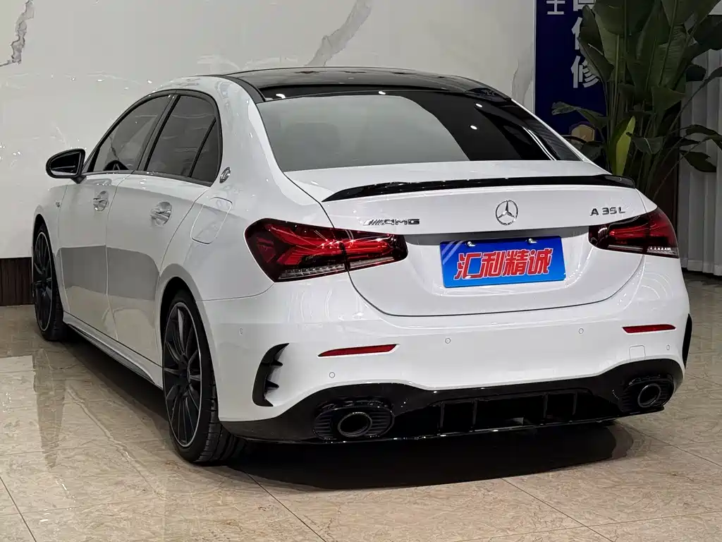 Mercedes-Benz A-Class AMG 2021 — фото 4