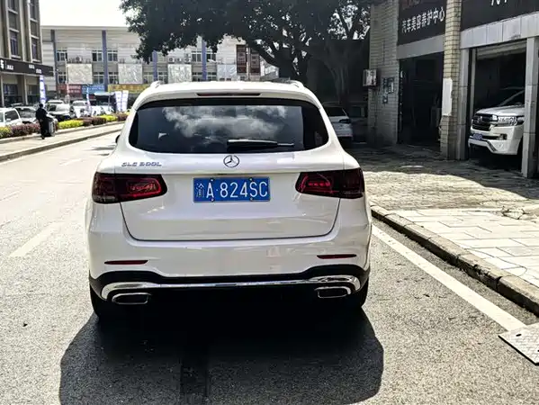 Mercedes-Benz GLC 2021