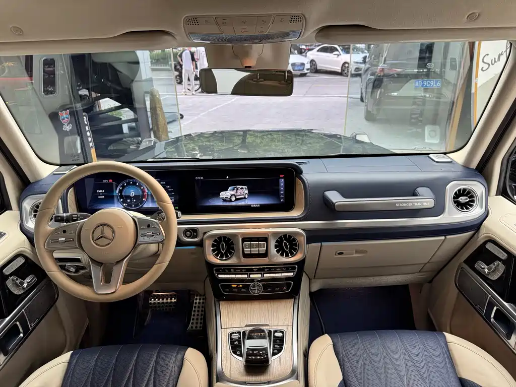 Mercedes-Benz G-Class 2020 — фото 16