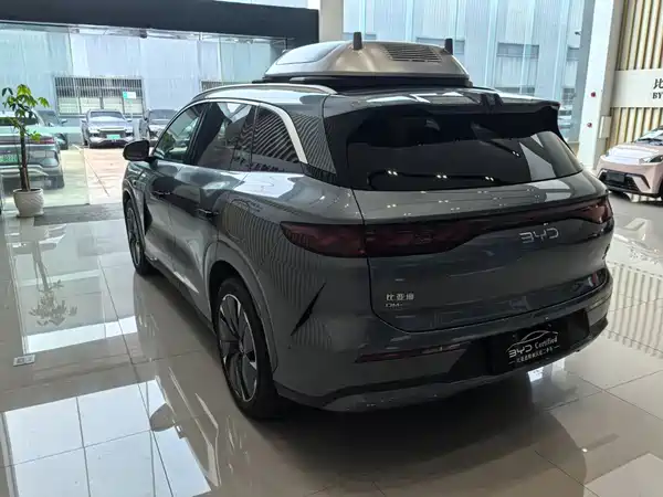 BYD Tang L 2025