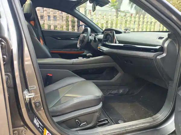 Changan UNI-V 2022