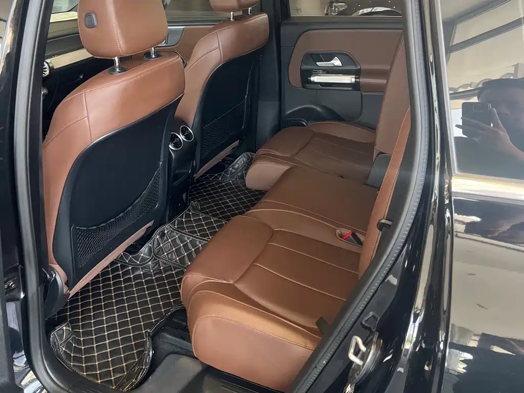 Mercedes-Benz GLB 2023 — фото 12
