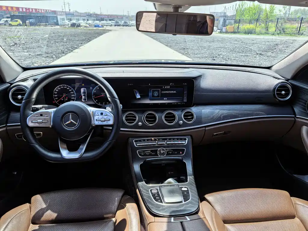 Mercedes-Benz E-Class 2019 — фото 6