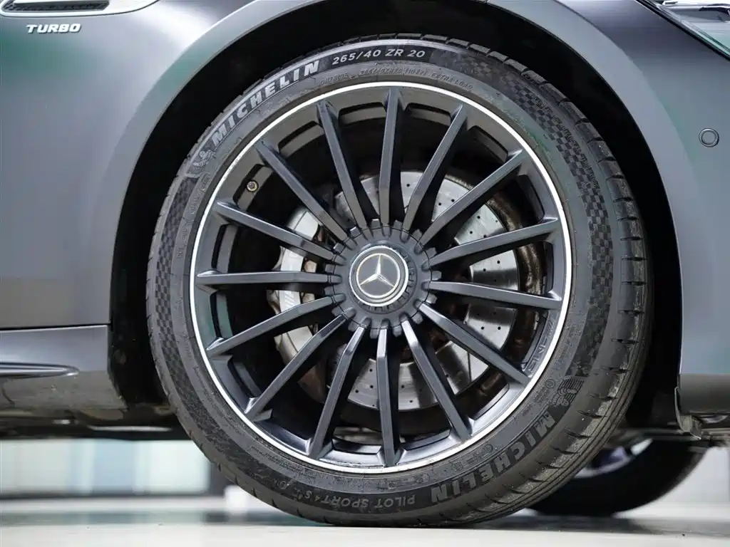 Mercedes-Benz AMG GT 2021 — фото 47