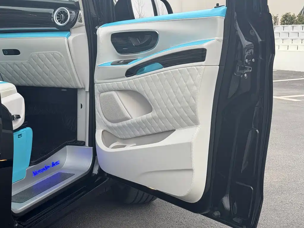 Mercedes-Benz Vito 2021 — фото 35
