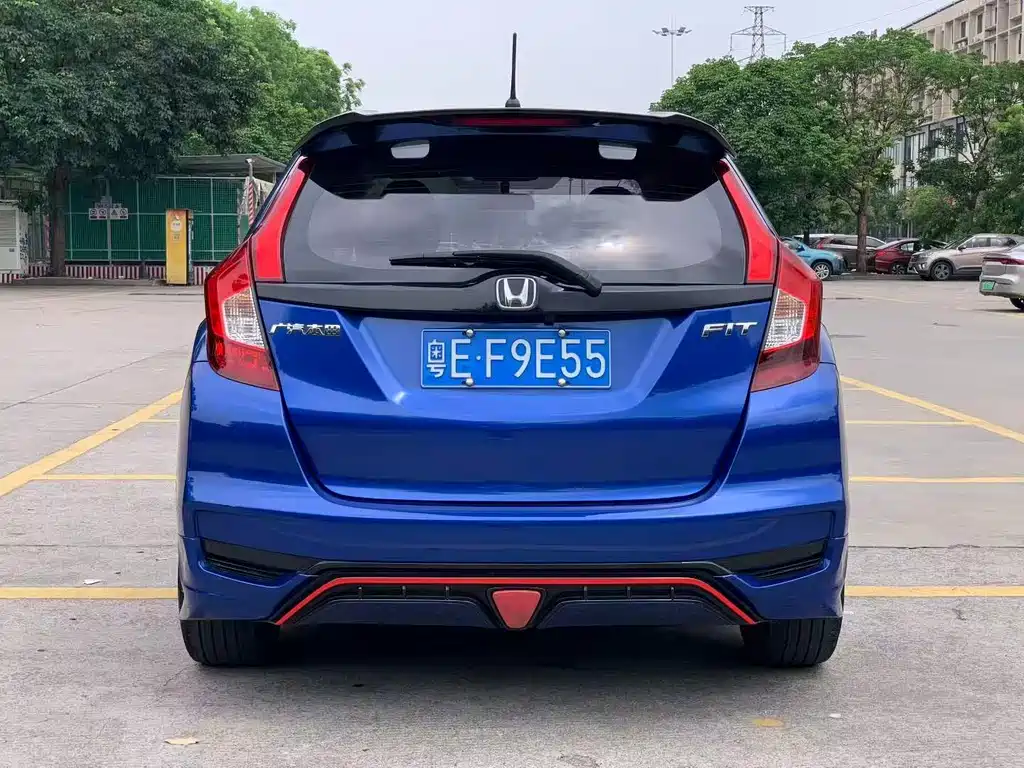 Honda Fit 2019 — фото 8