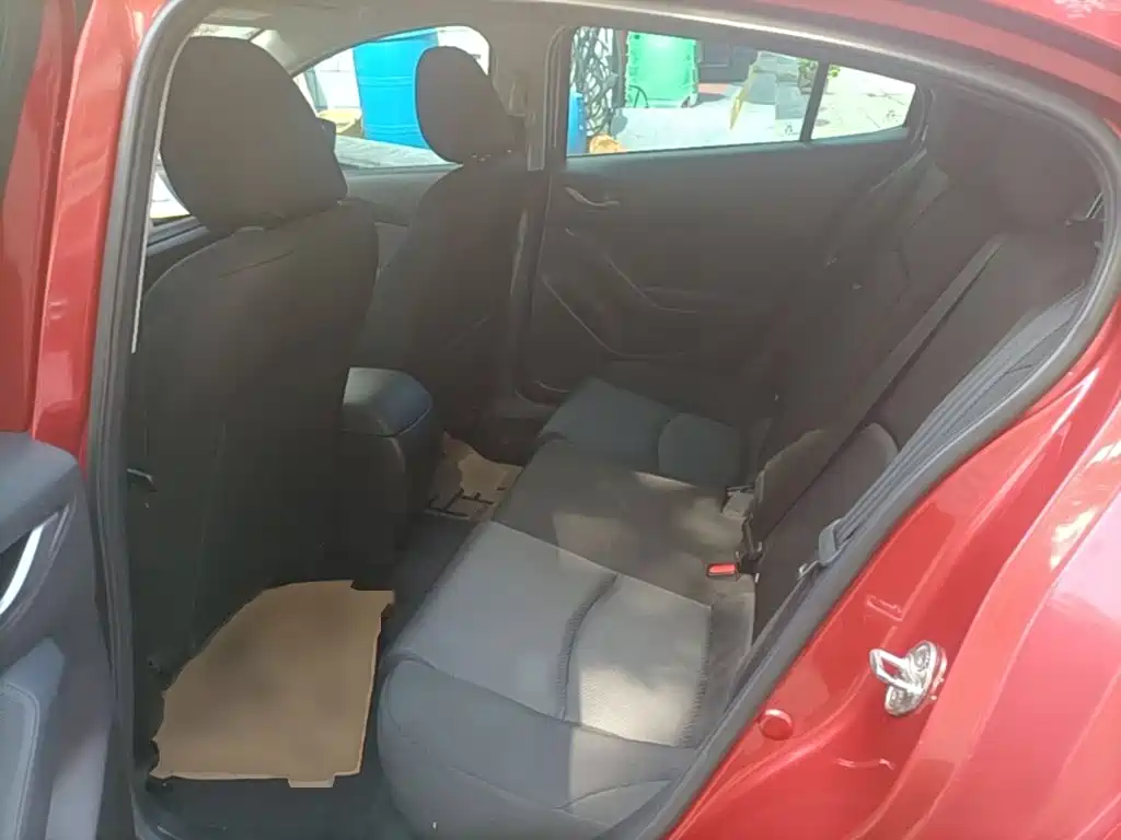 Mazda 3 Angkesela 2018 — фото 17