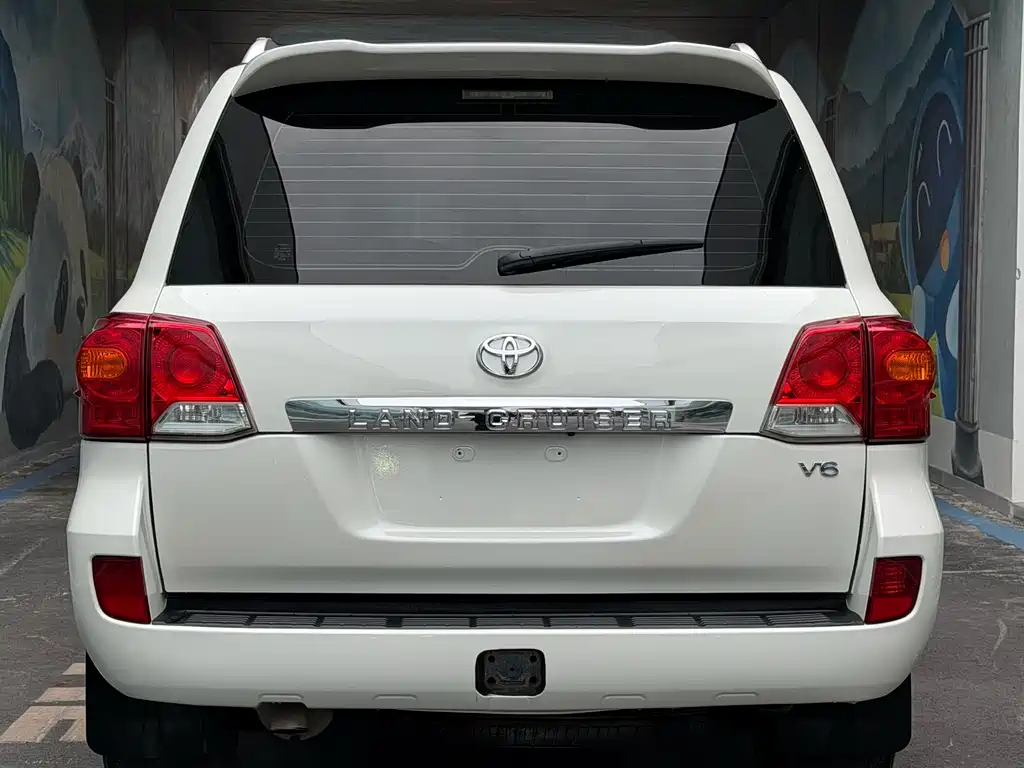 Toyota Land Cruiser 2016 — фото 6