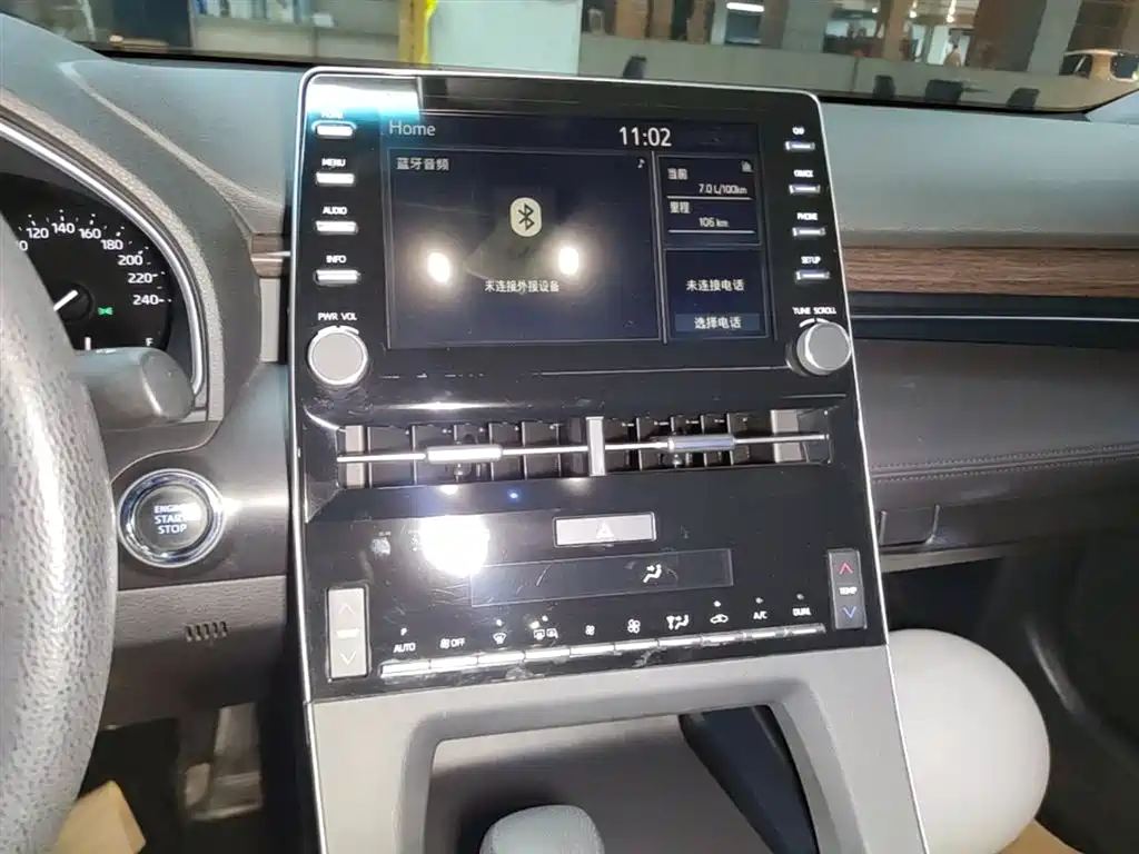 Toyota Avalon 2020 — фото 13