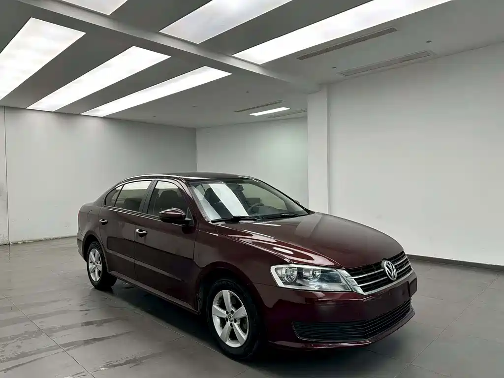 Volkswagen Lavida 2014