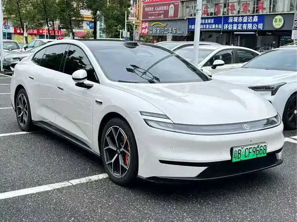 Changan Qiyuan A06 2025