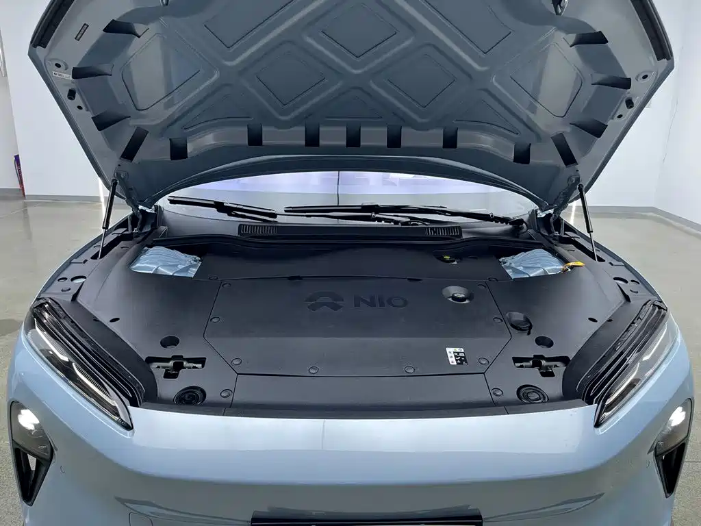NIO ET5T 2025 — фото 30