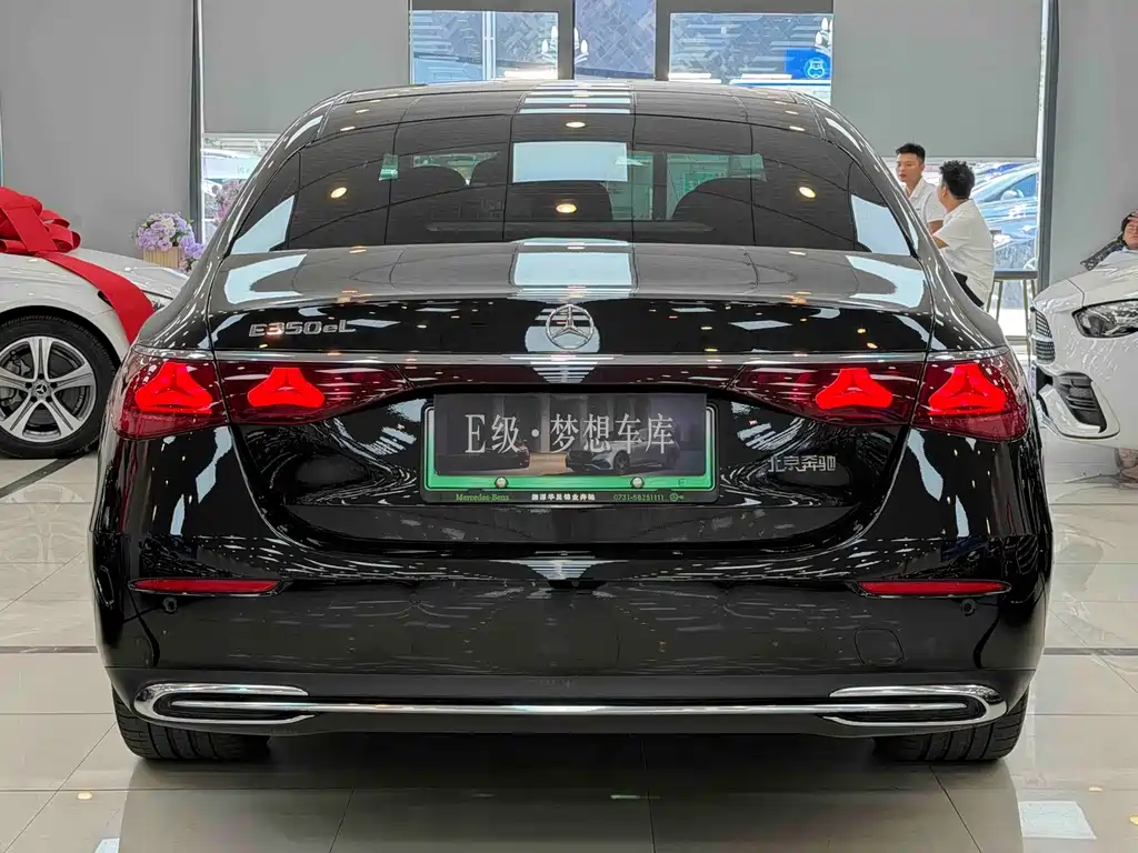 Mercedes-Benz E-Class New Energy 2025 — фото 8