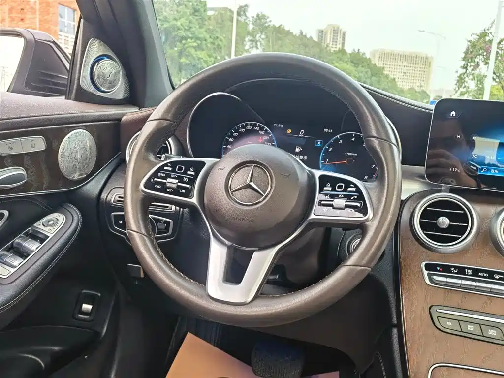 Mercedes-Benz GLC 2020 — фото 12