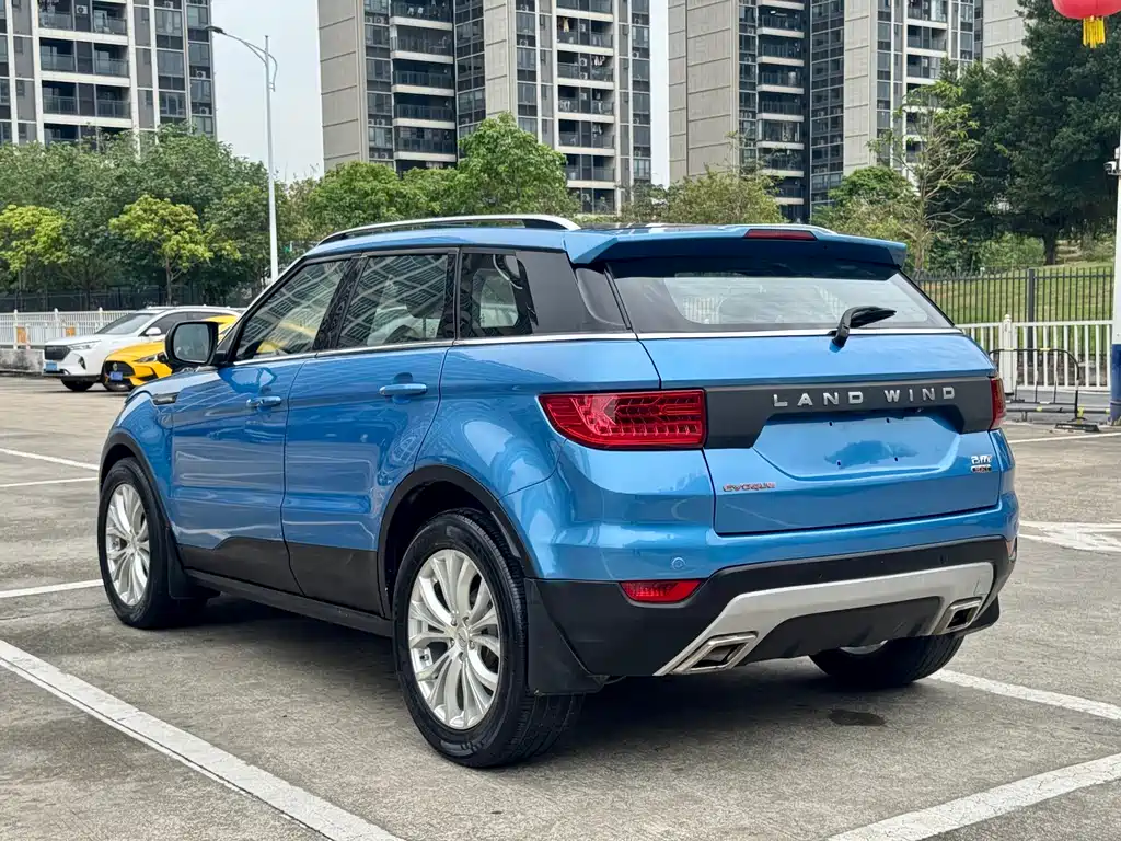 Landwind X7 2016 — фото 6