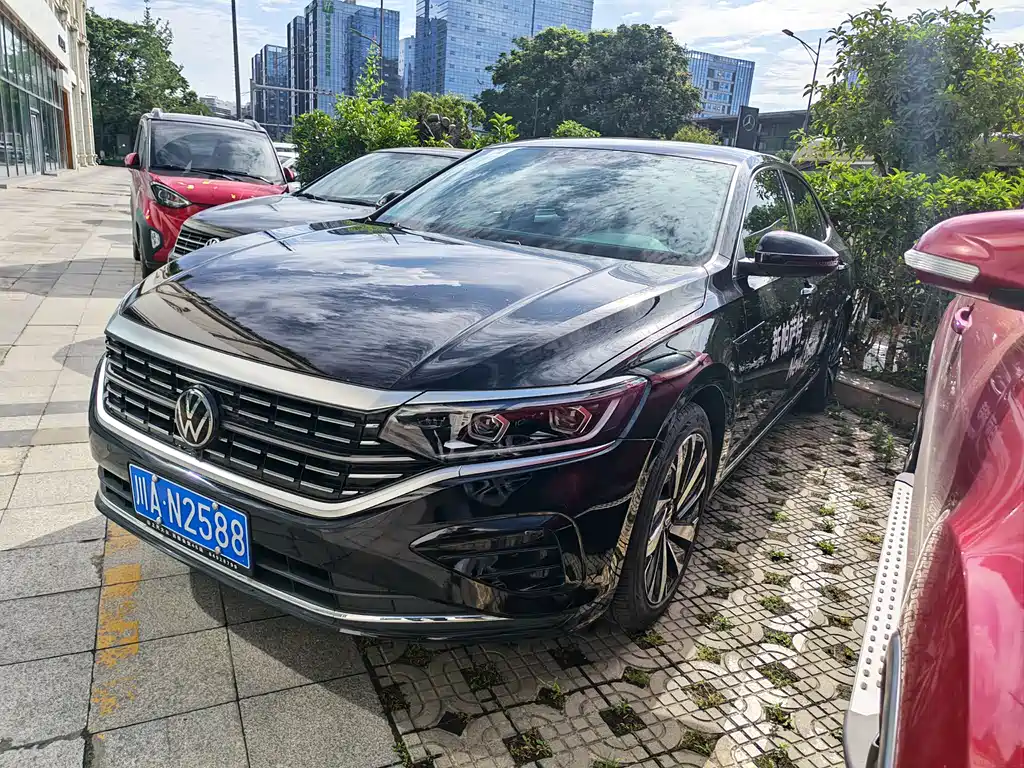 Volkswagen Passat 2024
