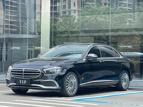 Mercedes-Benz E-Class 2022