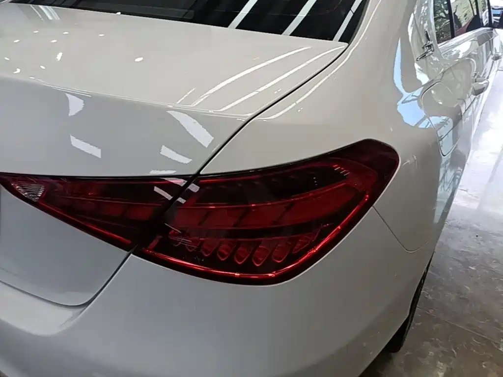 Mercedes-Benz C-Class 2023 — фото 8