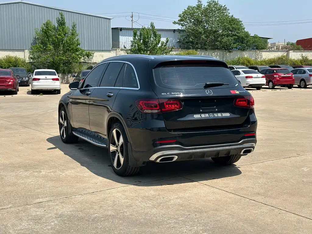 Mercedes-Benz GLC 2022 — фото 11