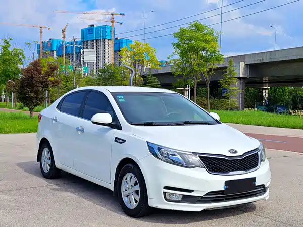 Kia K2 2015