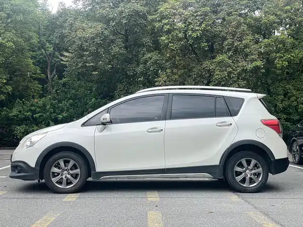 Toyota Yizhi 2016