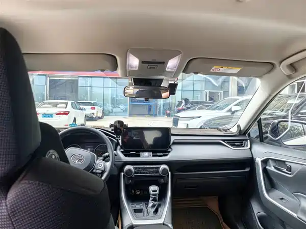 Toyota RAV4 2023