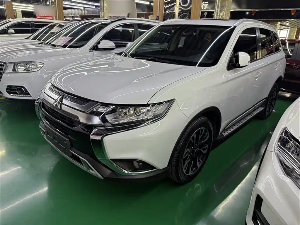 Mitsubishi Outlander 2019