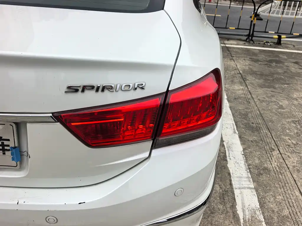 Honda Spirior 2016 — фото 19