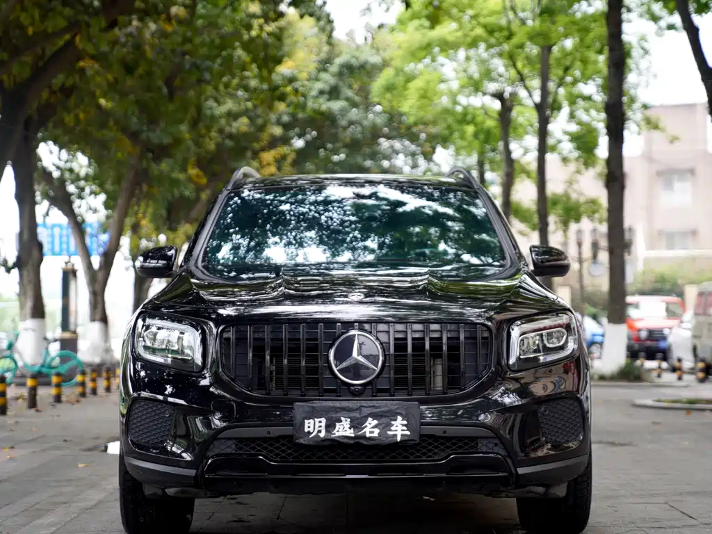 Mercedes-Benz GLB 2021 — фото 1