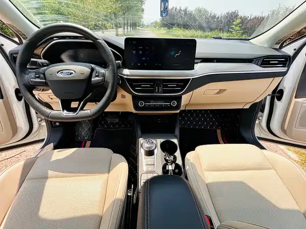 Ford Focus 2021