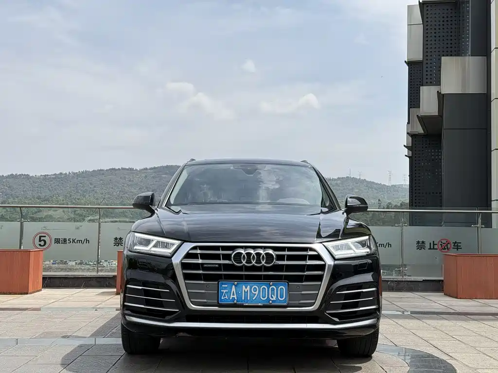 Audi Q5L 2021 — фото 2
