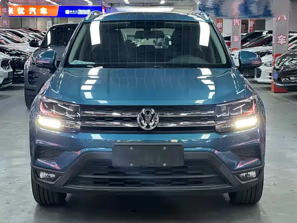 Volkswagen Tharu 2020