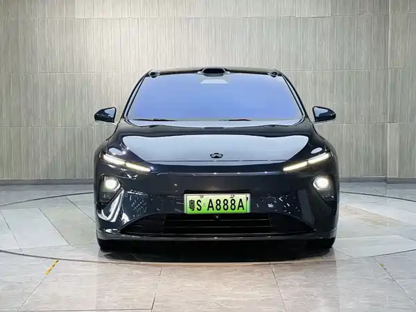 NIO ET7 2022