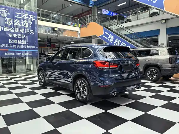 BMW X1 2021