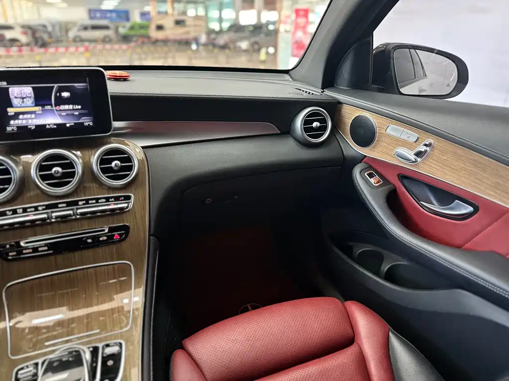 Mercedes-Benz GLC Coupe 2019 — фото 13