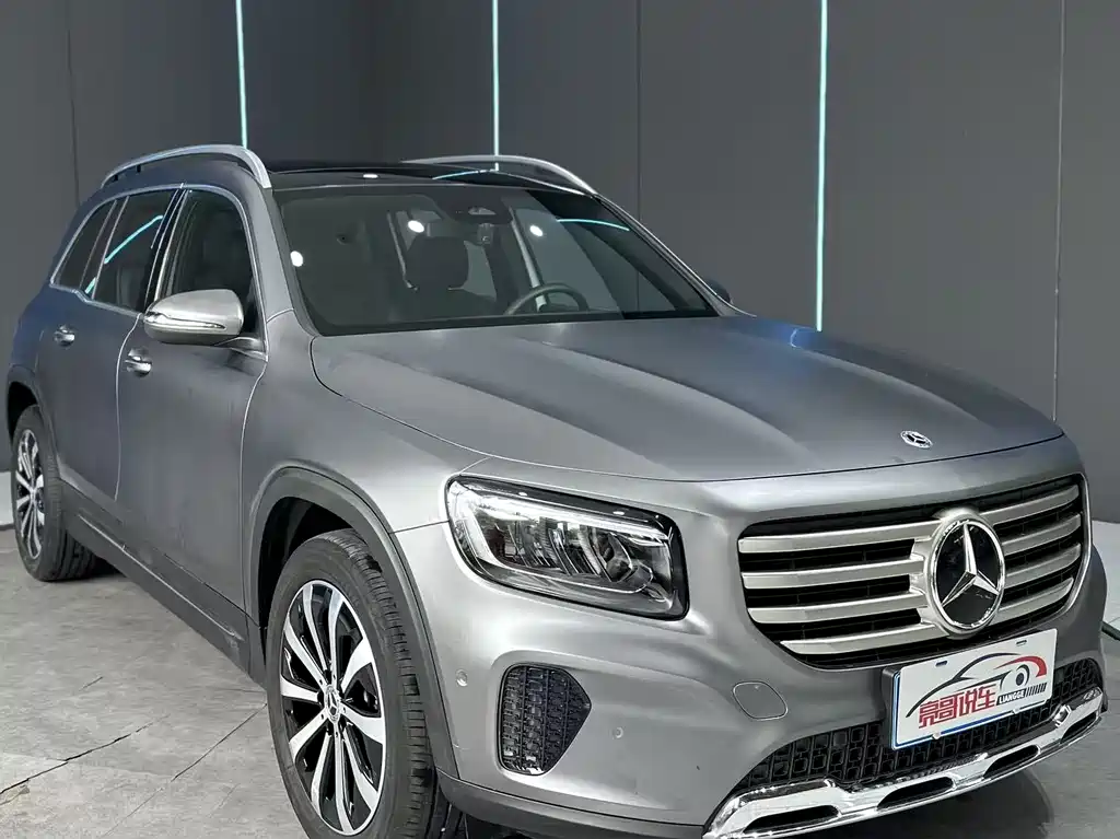 Mercedes-Benz GLB 2024 — фото 3