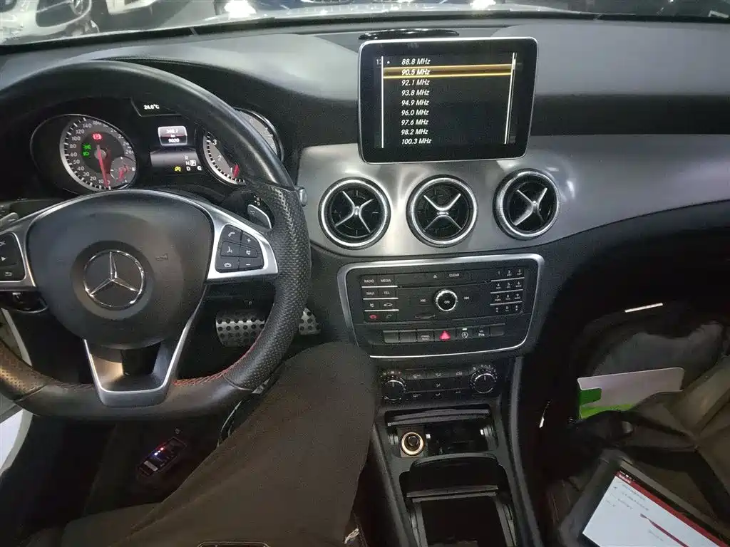 Mercedes-Benz CLA 2016 — фото 13