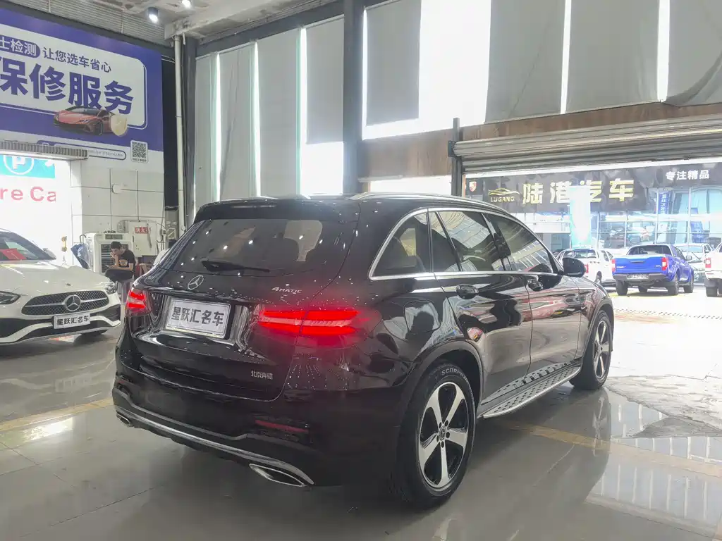 Mercedes-Benz GLC 2018 — фото 21