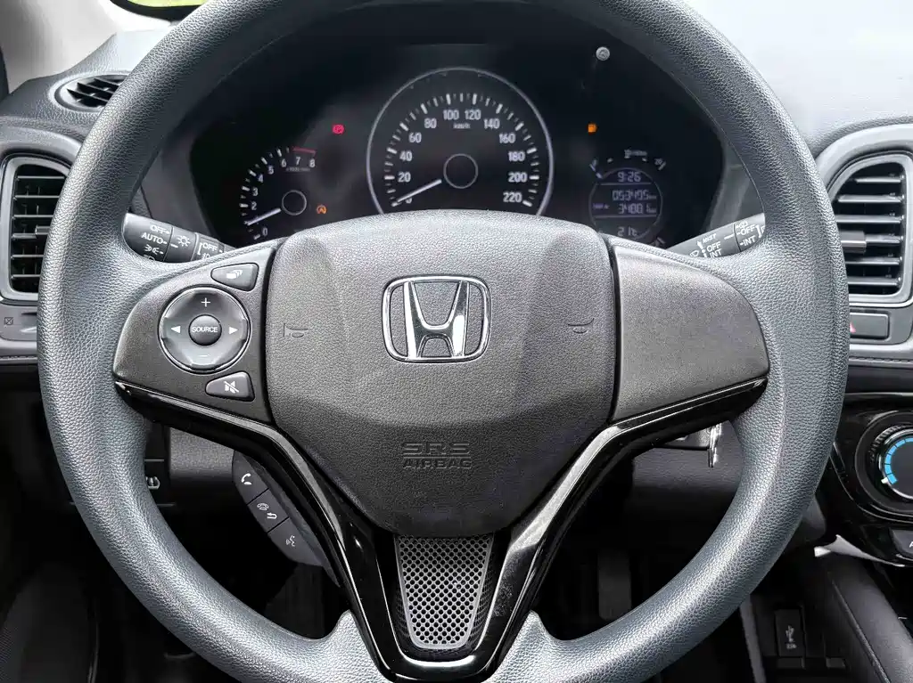 Honda Vezel 2021 — фото 19