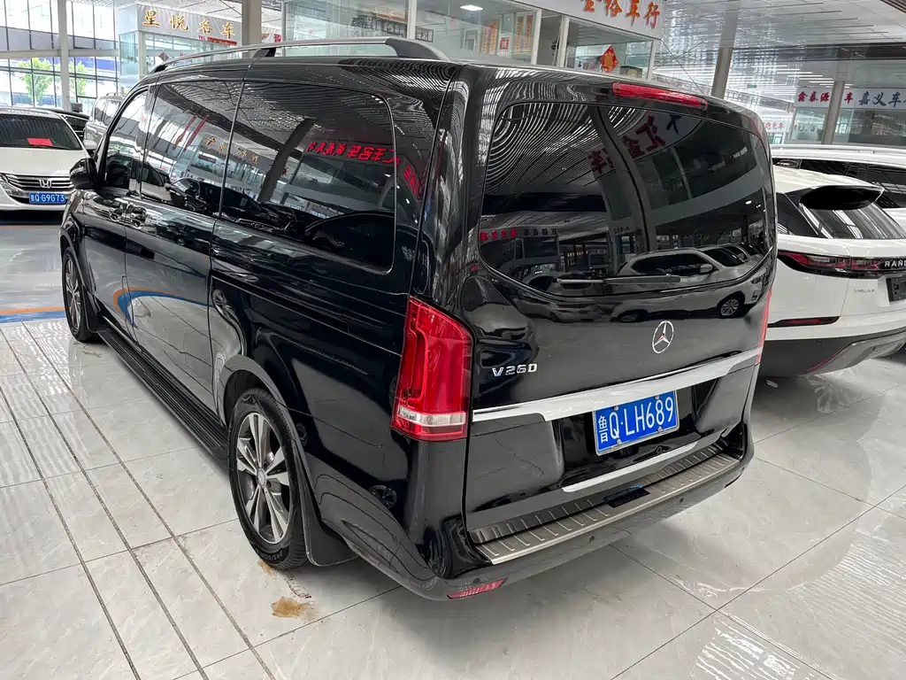 Mercedes-Benz V-Class 2018 — фото 4