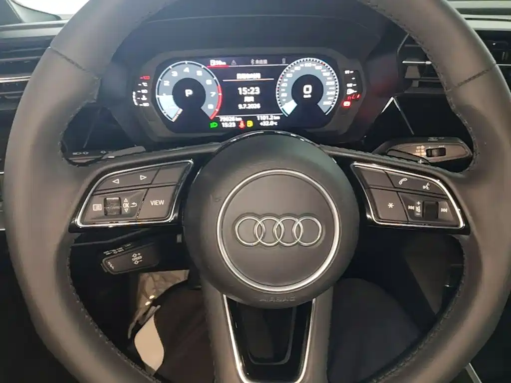 Audi A3 2021 — фото 11