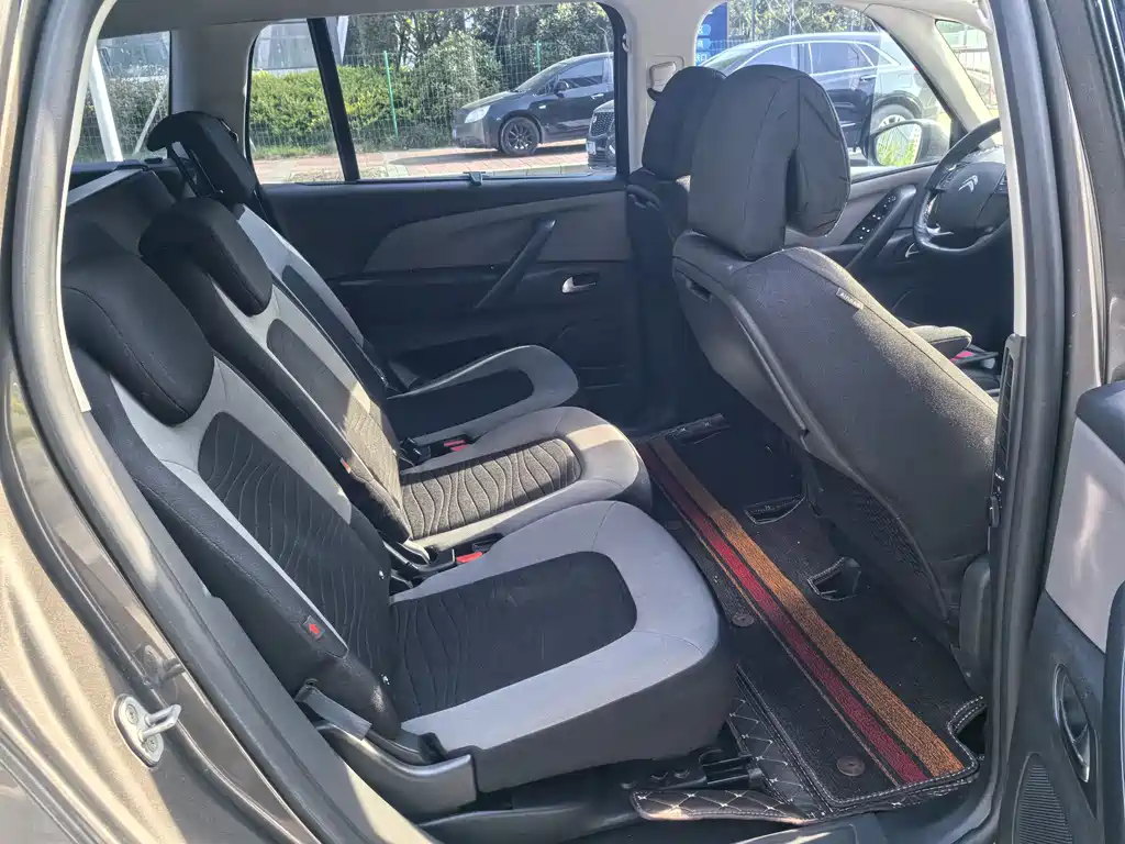 Citroën C4 PICASSO 2015 — фото 8