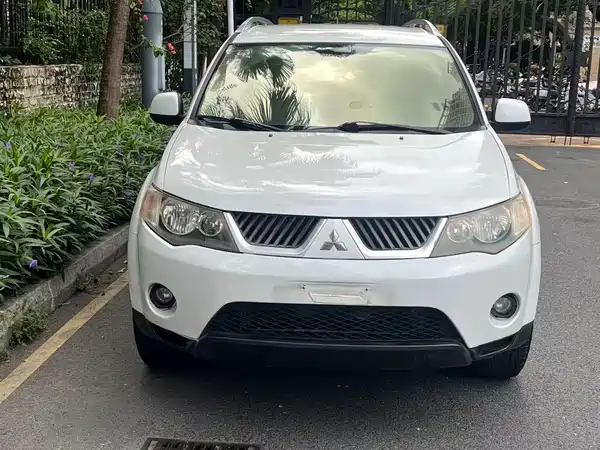 Mitsubishi Outlander 2006